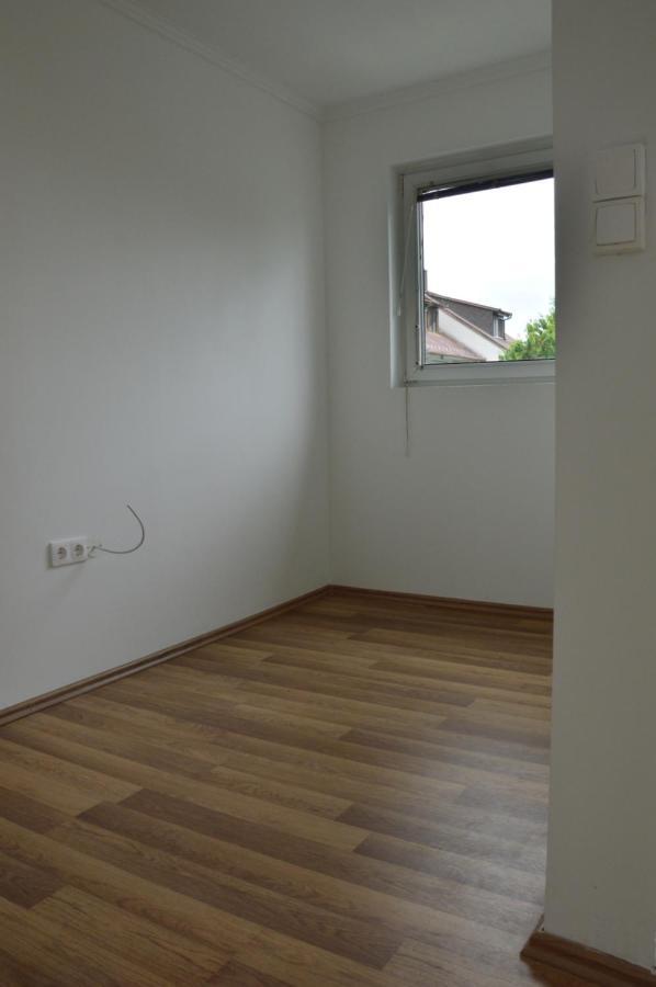 Trendy Fashion 22 N2 2 Bedroom Apartment Szombathely Esterno foto